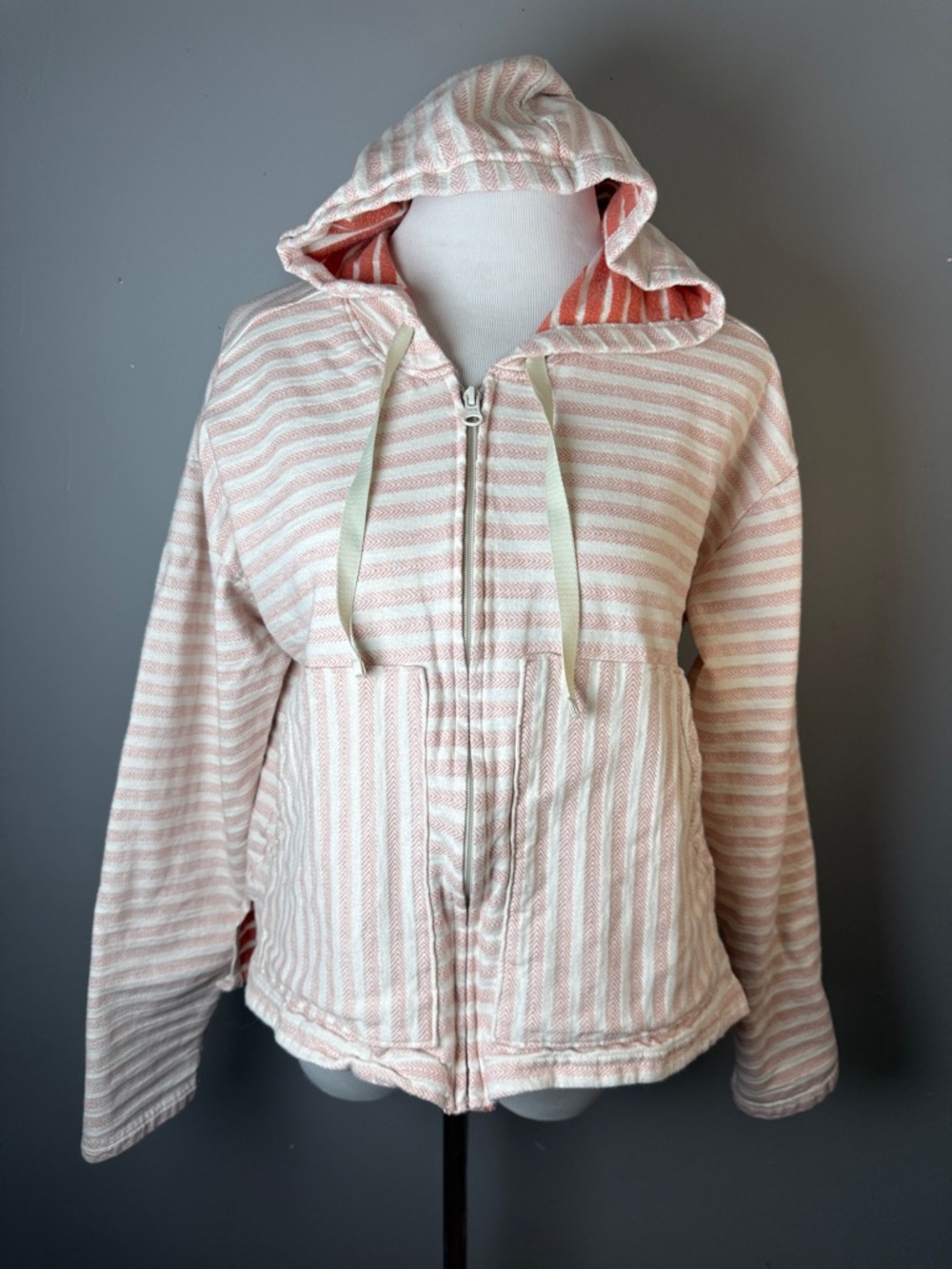 Striped Lightweight peach zip up